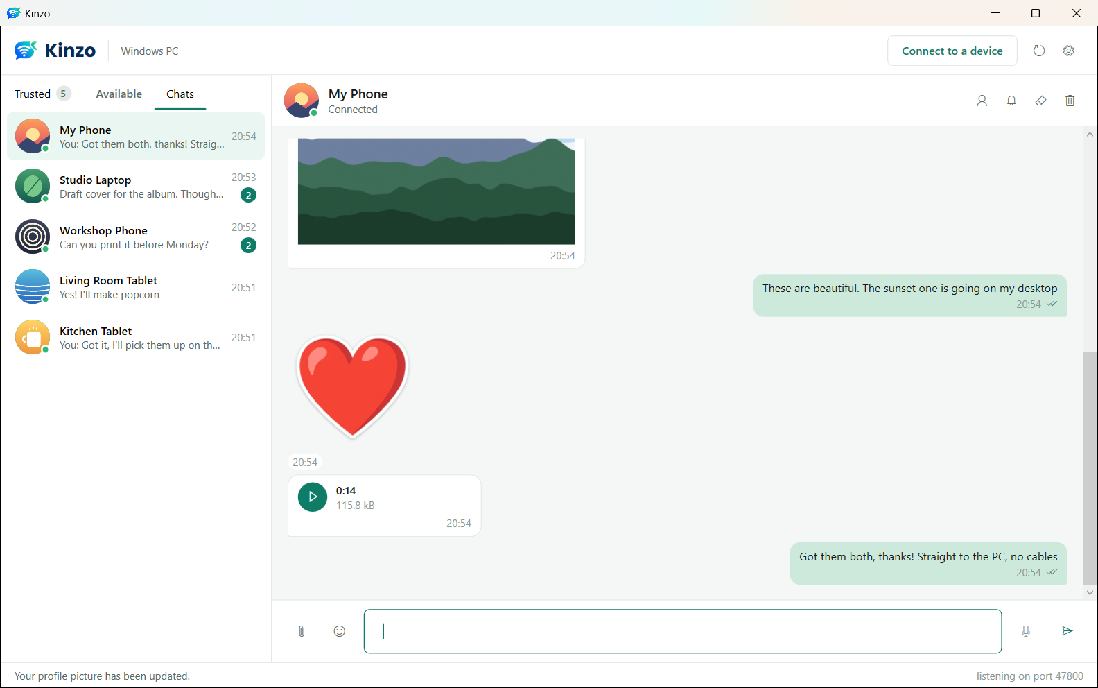 Kinzo for Windows with the Chats tab listing five devices with profile pictures, previews and unread badges, beside a conversation with My Phone showing a received photo, a heart sticker, a voice note and two replies marked delivered